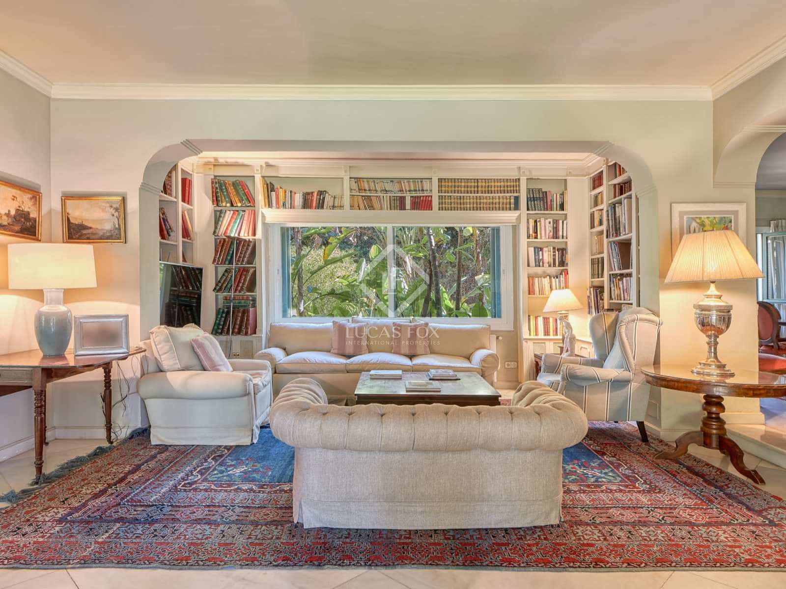 8 slaapkamer Villa te koop in Calahonda met zwembad garage - € 2.350.000 (Ref: 7004808)