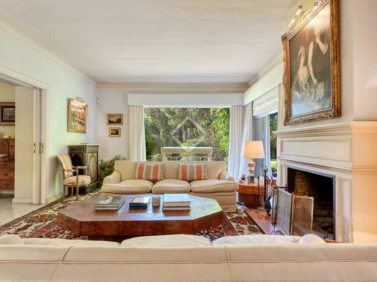 8 slaapkamer Villa te koop in Calahonda met zwembad garage - € 2.350.000 (Ref: 7004808)