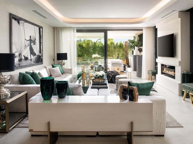 3 makuuhuone Huoneisto myytävänä paikassa Marbella mukana uima-altaan 
autotalli - 4 250 000 € (Ref: 7011837)