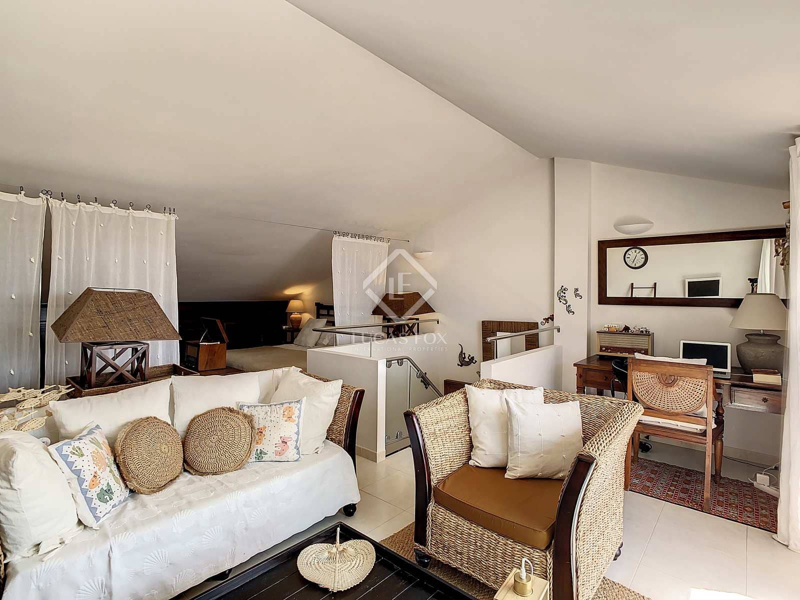 2 soveværelse Penthouse til salg i Ciutadella de Menorca med swimmingpool garage - € 595.000 (Ref: 7029848)