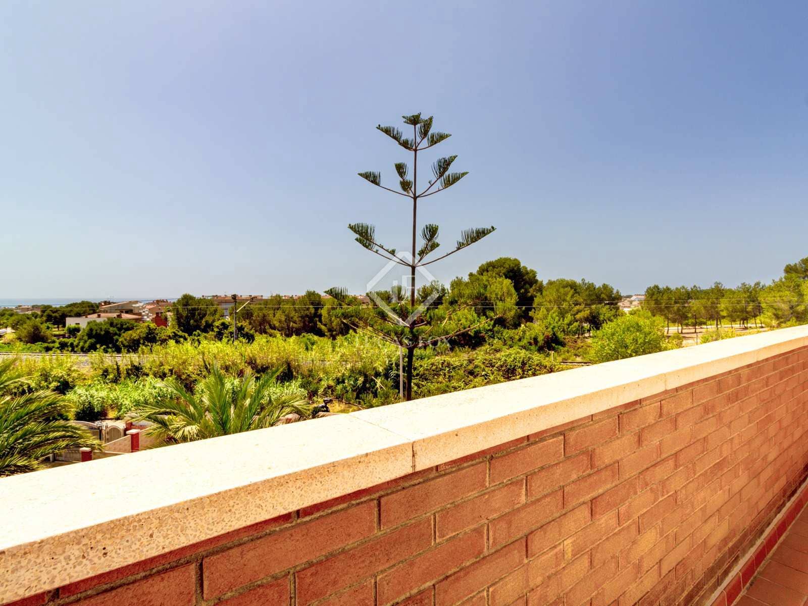 5 soveværelse Villa til salg i Roda de Bara med swimmingpool garage - € 445.000 (Ref: 7032629)