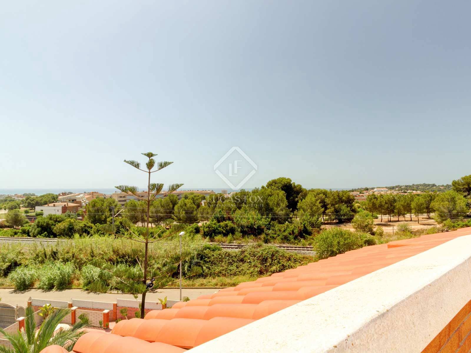 5 soveværelse Villa til salg i Roda de Bara med swimmingpool garage - € 445.000 (Ref: 7032629)