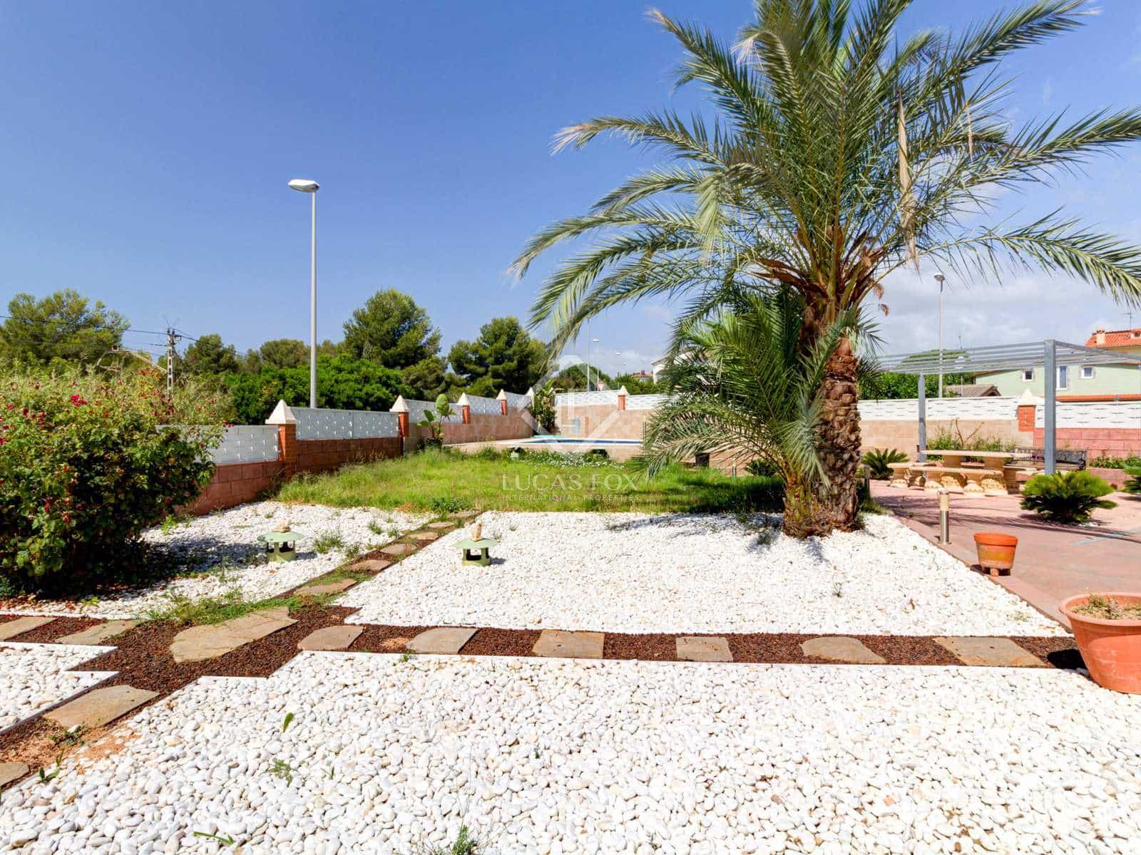 5 soveværelse Villa til salg i Roda de Bara med swimmingpool garage - € 445.000 (Ref: 7032629)