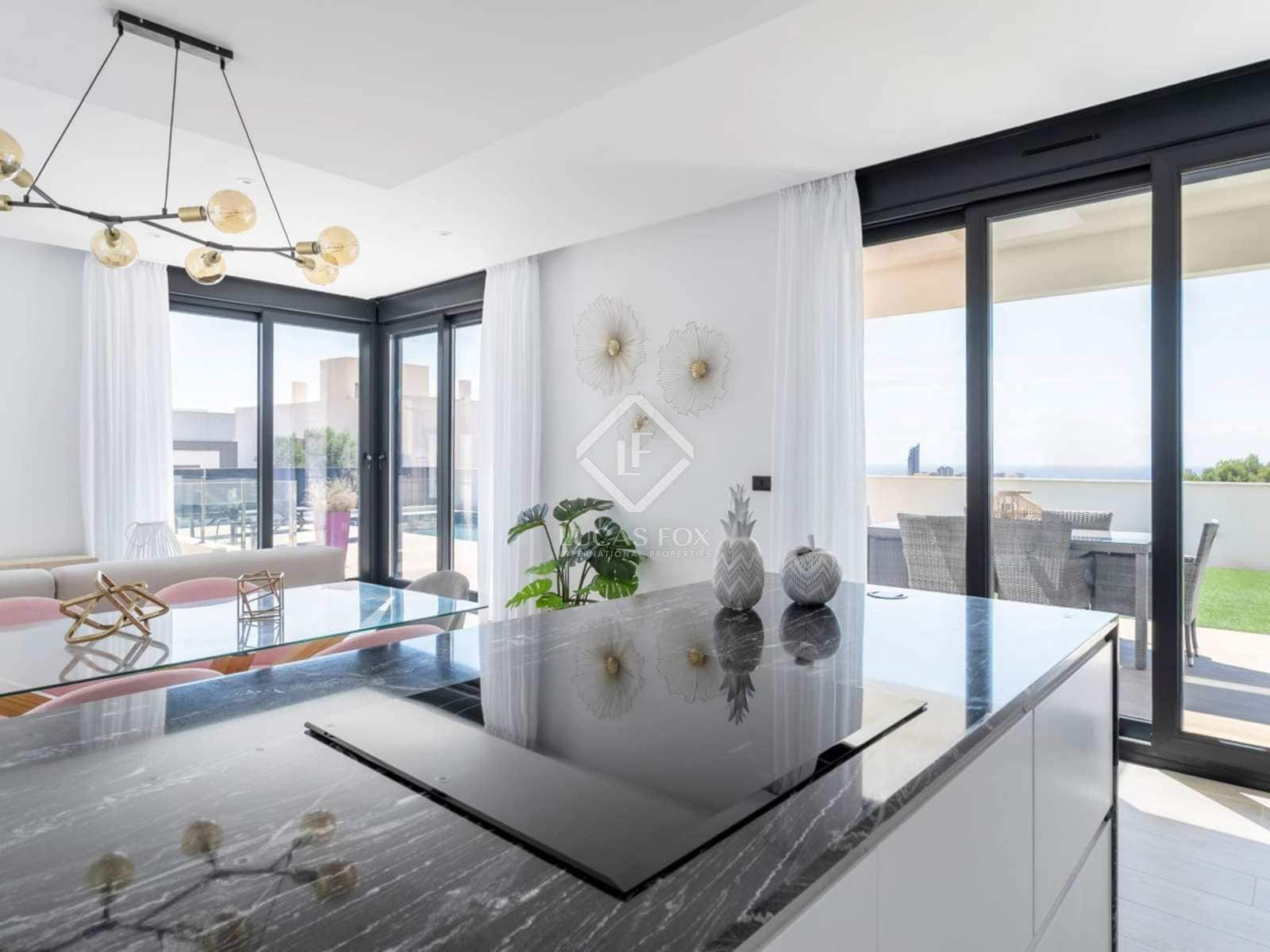 4 slaapkamer Villa te koop in Finestrat met zwembad garage - € 799.000 (Ref: 7034028)