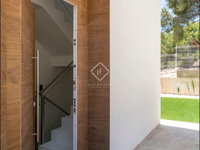 4 slaapkamer Villa te koop in Finestrat met zwembad garage - € 799.000 (Ref: 7034028)