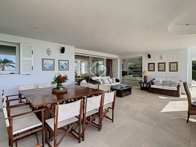 Chalet de 7 habitaciones en Ciutadella de Menorca en venta con piscina garaje - 4.500.000 € (Ref: 7037743)