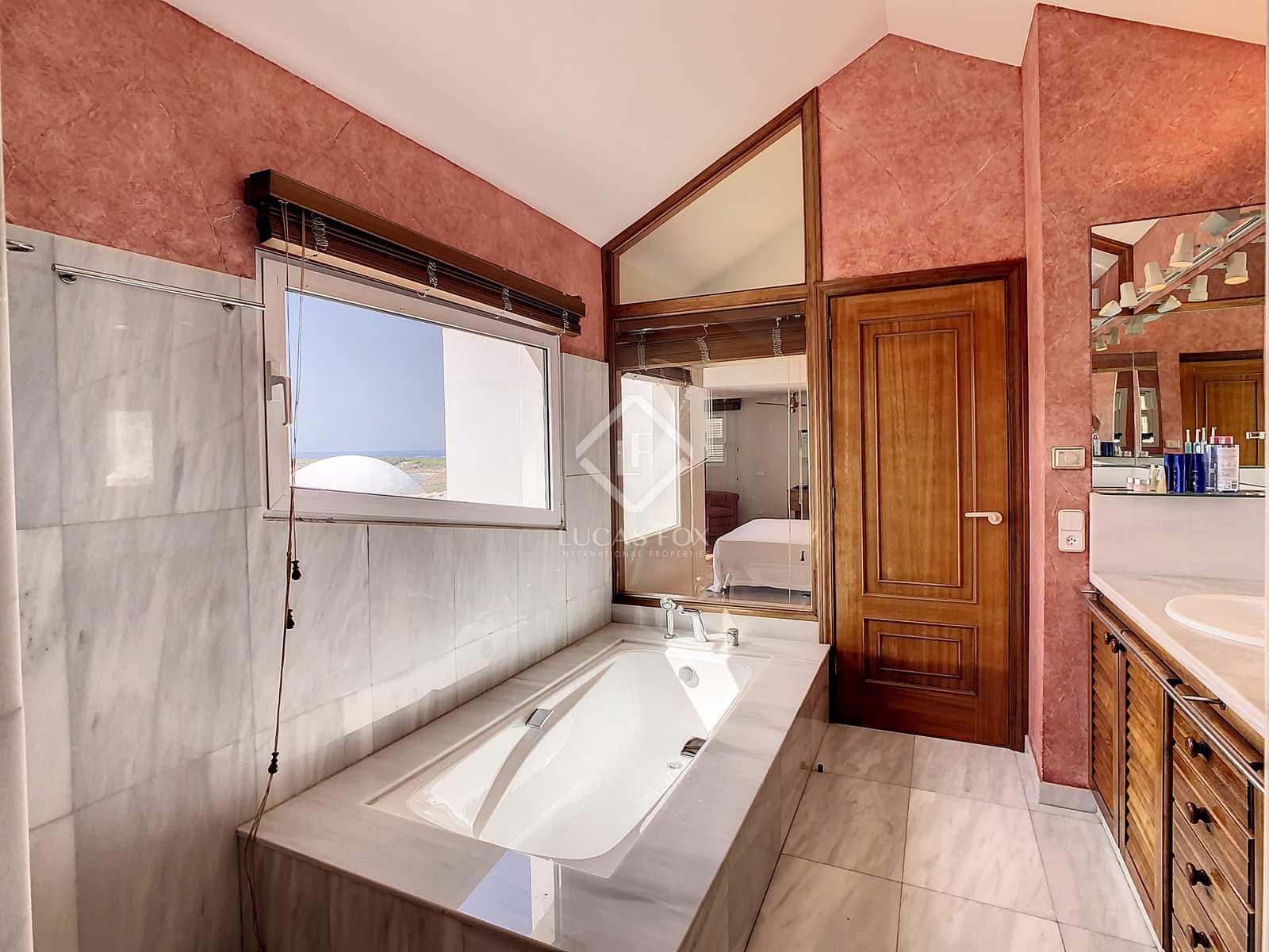 7 chambre Villa/Maison à vendre à Ciutadella de Menorca avec piscine garage - 4 500 000 € (Ref: 7037743)