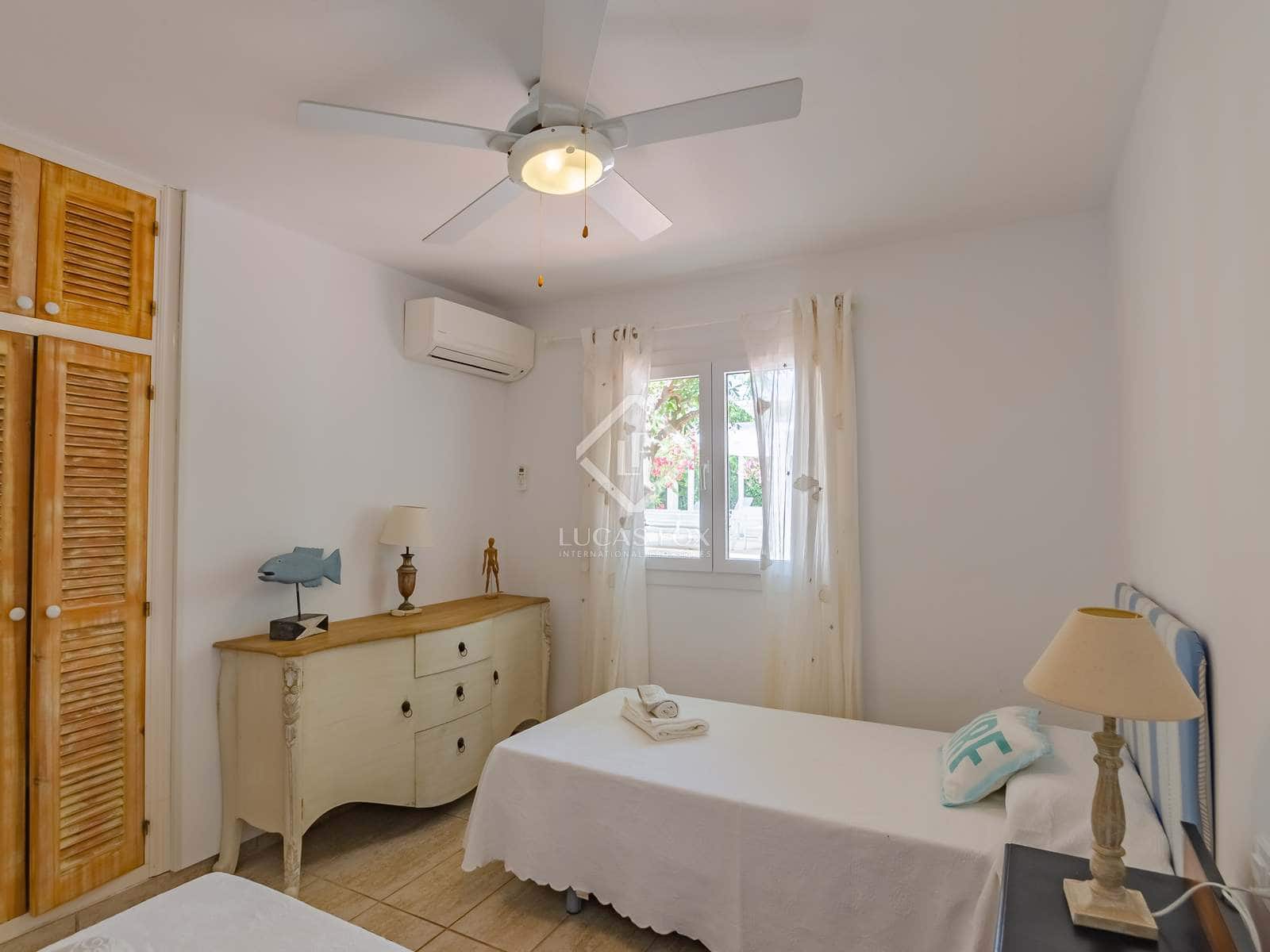 6 soverom Villa til salgs i Ciutadella de Menorca med svømmebasseng garasje - € 2 400 000 (Ref: 7074139)