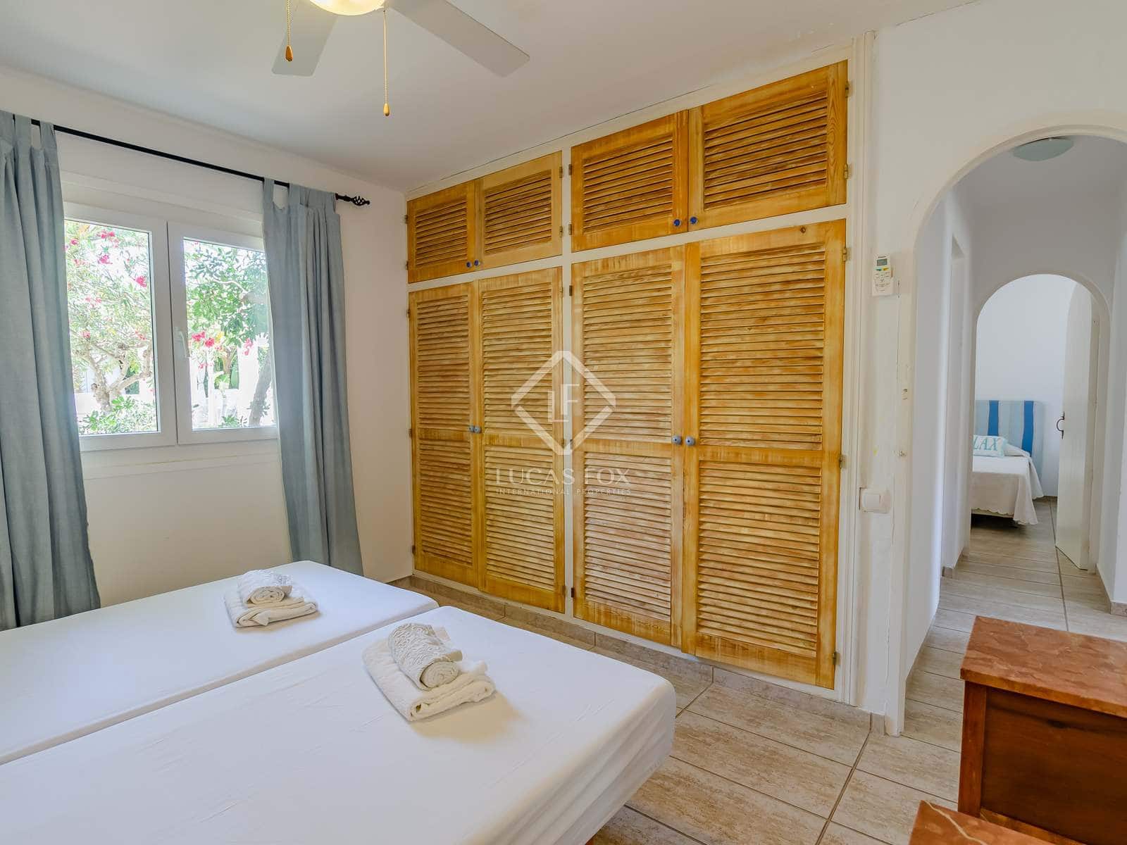 6 soverom Villa til salgs i Ciutadella de Menorca med svømmebasseng garasje - € 2 400 000 (Ref: 7074139)