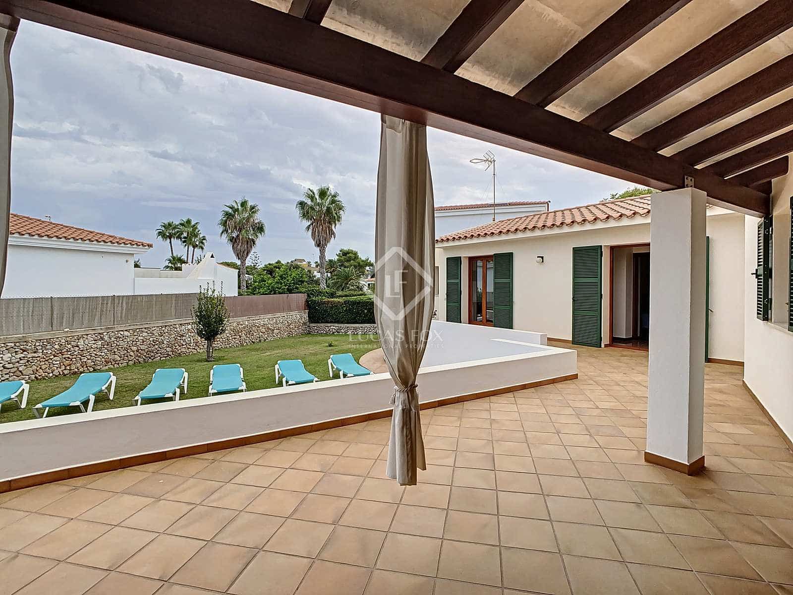 4 sovrum Villa till salu i Ciutadella de Menorca med pool garage - 1 330 000 € (Ref: 7122034)