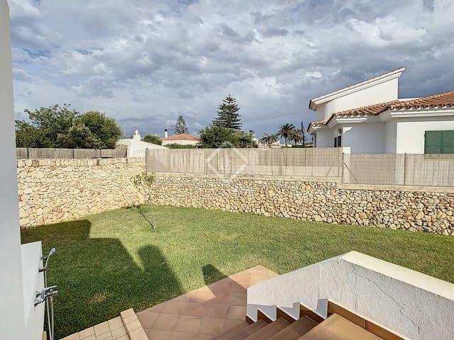 4 sypialnia Willa na sprzedaż w Ciutadella de Menorca z basenem garażem - 1 330 000 € (Ref: 7122034)