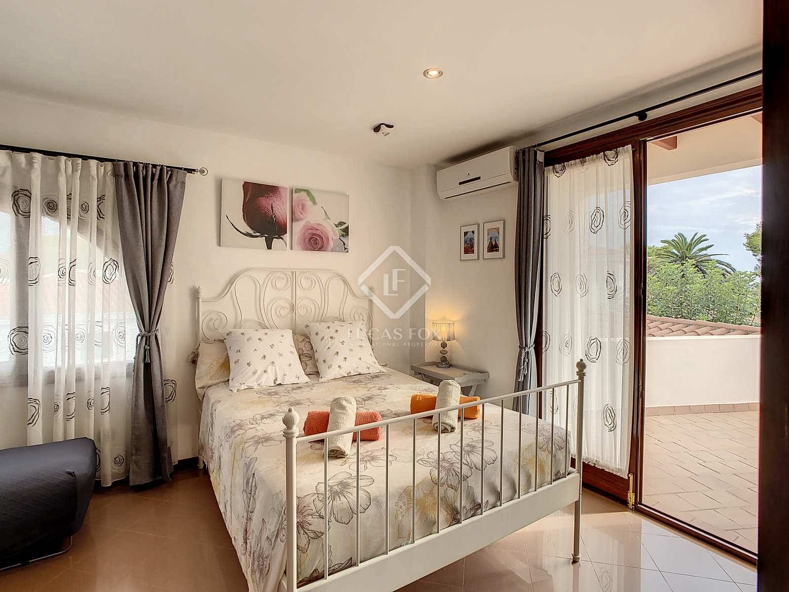 4 sovrum Villa till salu i Ciutadella de Menorca med pool garage - 1 330 000 € (Ref: 7122034)