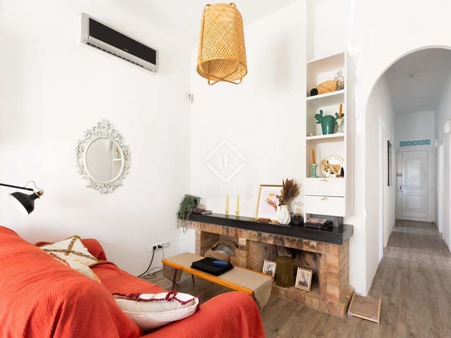 2 bedroom Villa for sale in Castelldefels with pool - € 1,297,000 (Ref: 7122068)