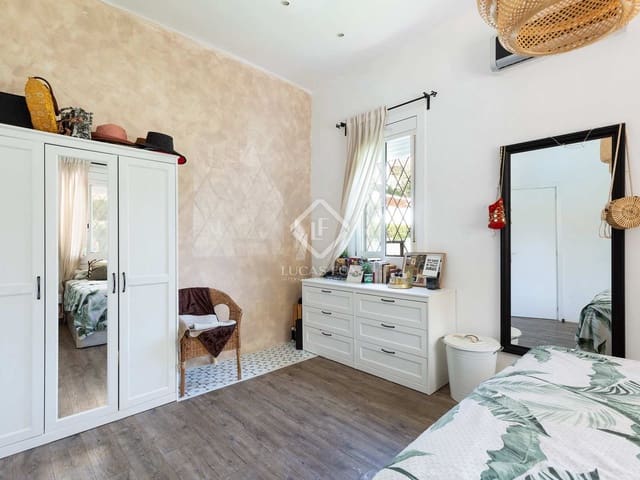 2 bedroom Villa for sale in Castelldefels with pool - € 1,297,000 (Ref: 7122068)