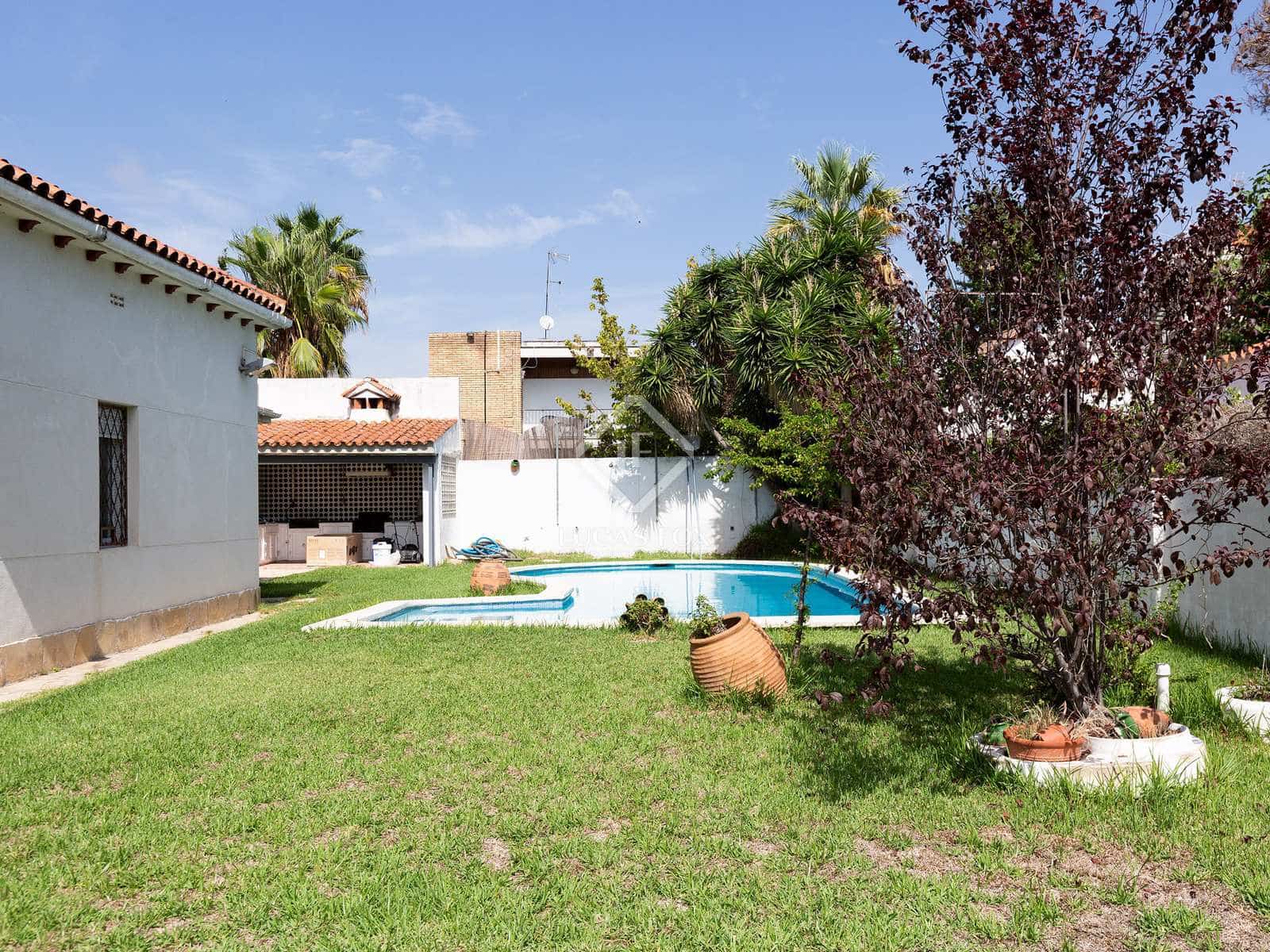 2 slaapkamer Villa te koop in Castelldefels met zwembad - € 1.297.000 (Ref: 7122068)