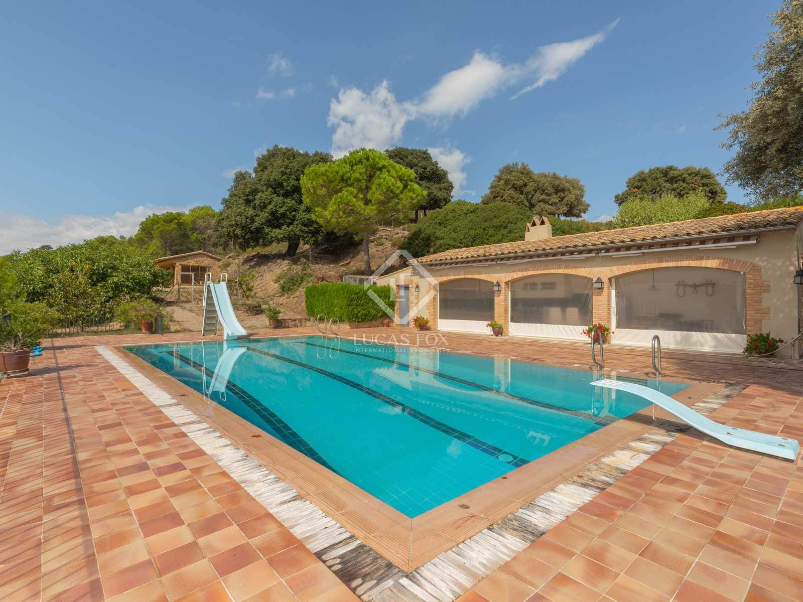 6 soveværelse Finca/Landehus til salg i Cistella med swimmingpool garage - € 4.500.000 (Ref: 7122075)