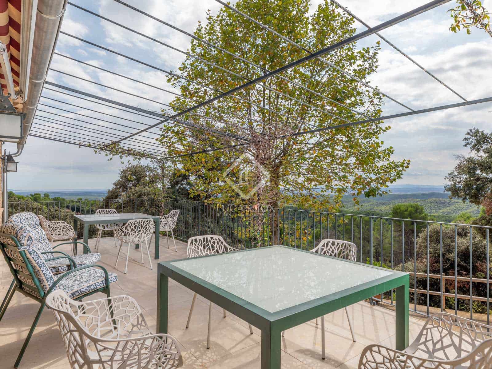 6 soveværelse Finca/Landehus til salg i Cistella med swimmingpool garage - € 4.500.000 (Ref: 7122075)