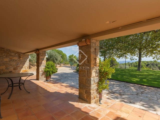 6 soveværelse Finca/Landehus til salg i Cistella med swimmingpool garage - € 4.500.000 (Ref: 7122075)