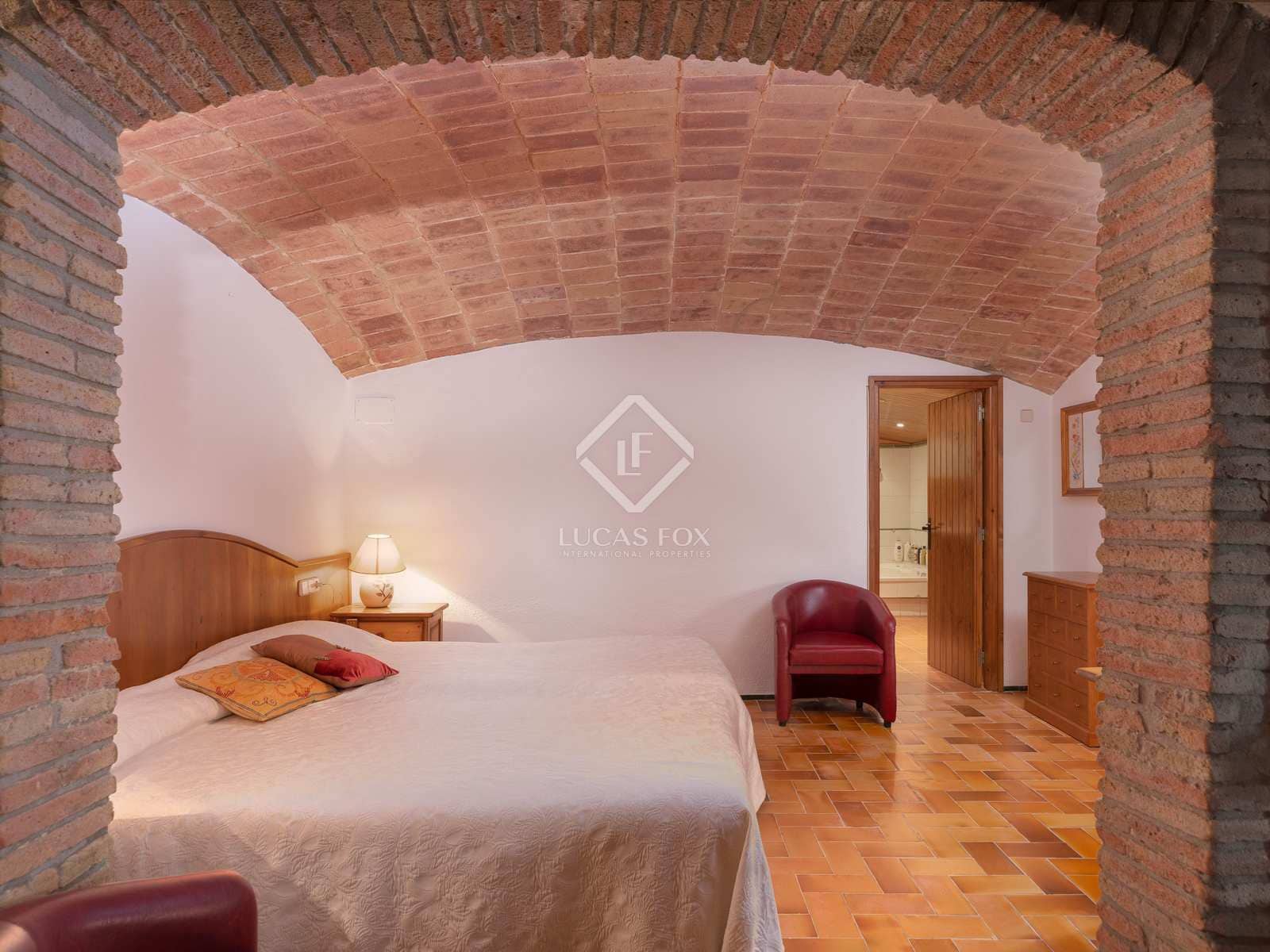 6 soveværelse Finca/Landehus til salg i Cistella med swimmingpool garage - € 4.500.000 (Ref: 7122075)