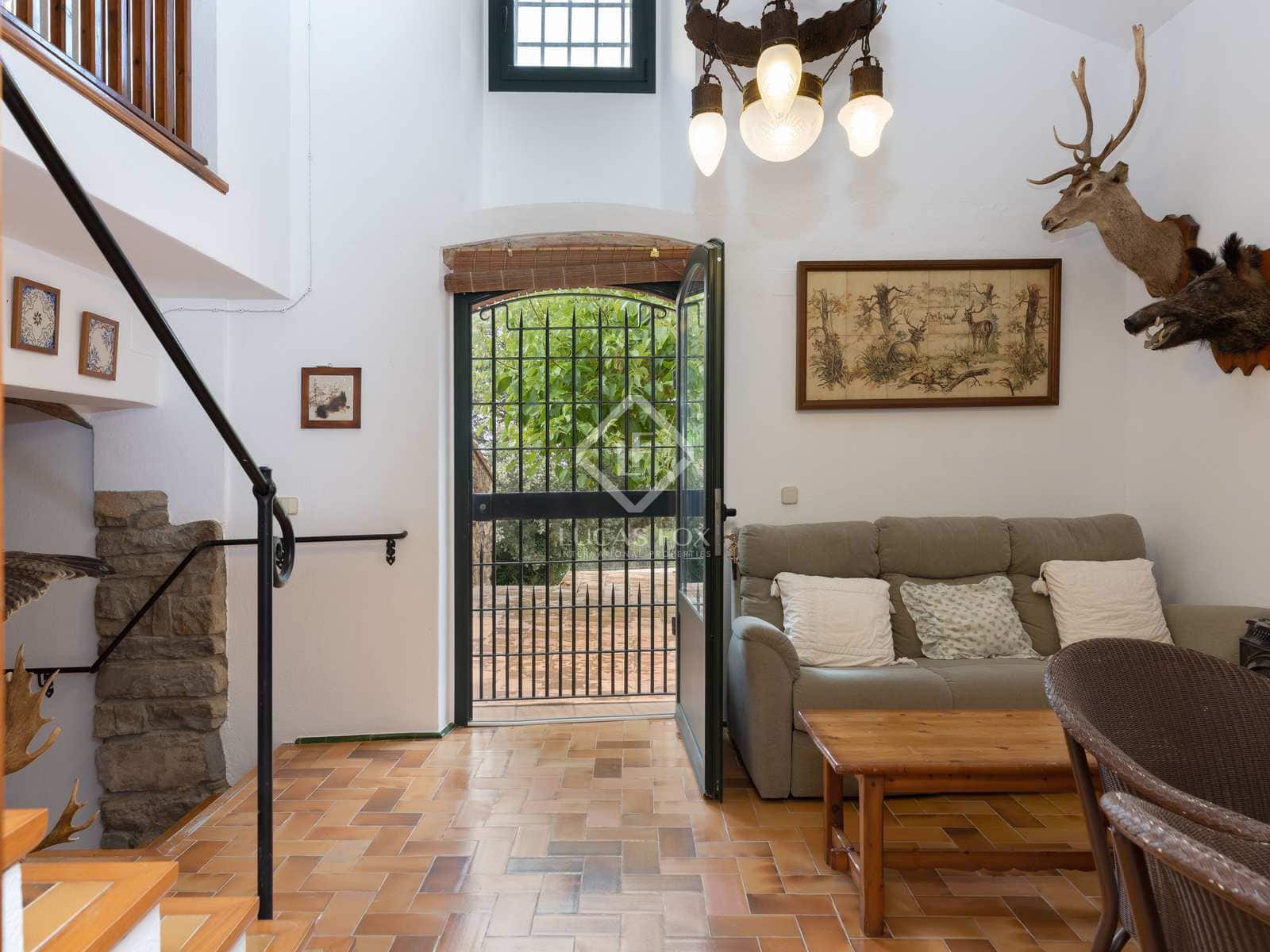 6 soveværelse Finca/Landehus til salg i Cistella med swimmingpool garage - € 4.500.000 (Ref: 7122075)