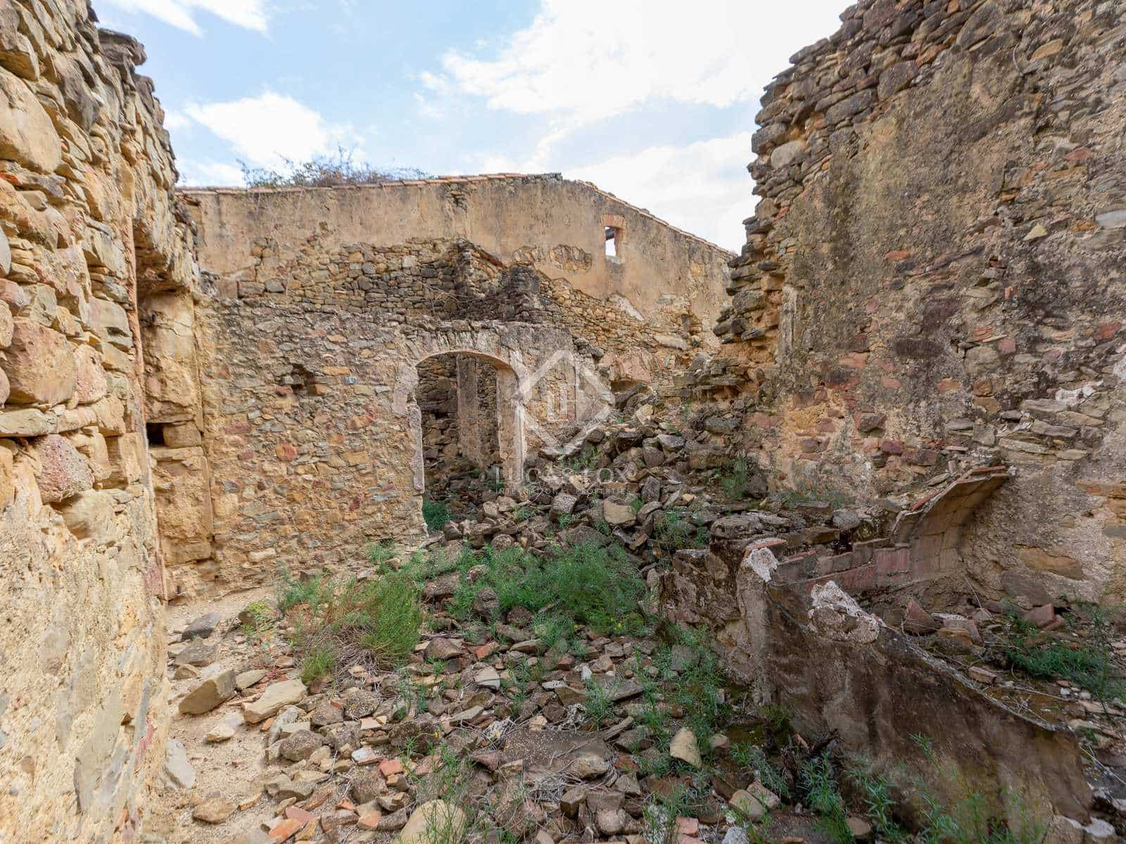 6 soveværelse Finca/Landehus til salg i Cistella med swimmingpool garage - € 4.500.000 (Ref: 7122075)