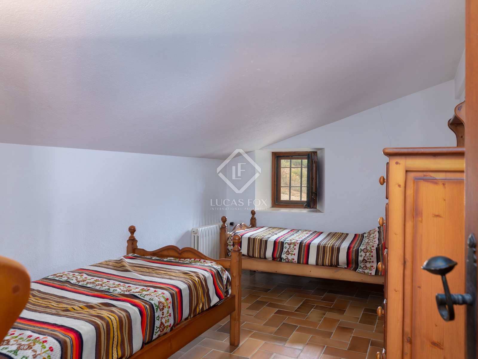 6 soveværelse Finca/Landehus til salg i Cistella med swimmingpool garage - € 4.500.000 (Ref: 7122075)