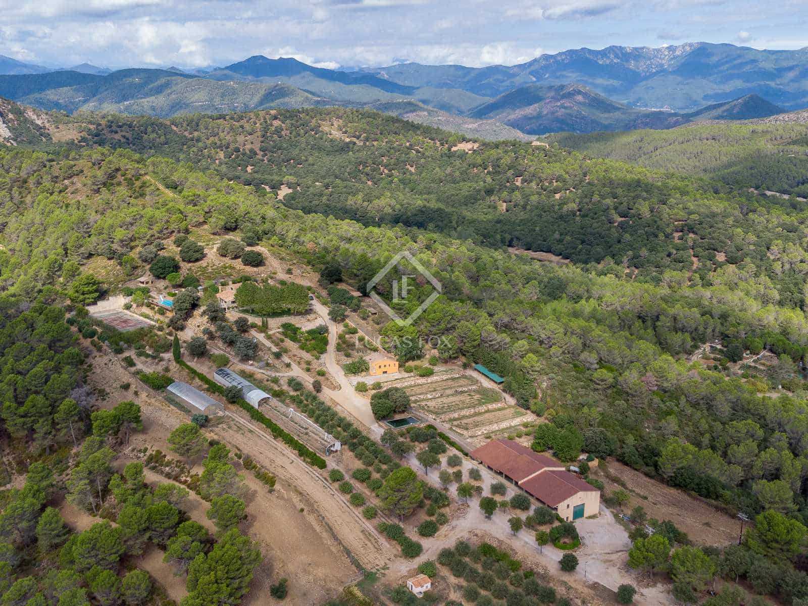 6 soveværelse Finca/Landehus til salg i Cistella med swimmingpool garage - € 4.500.000 (Ref: 7122075)