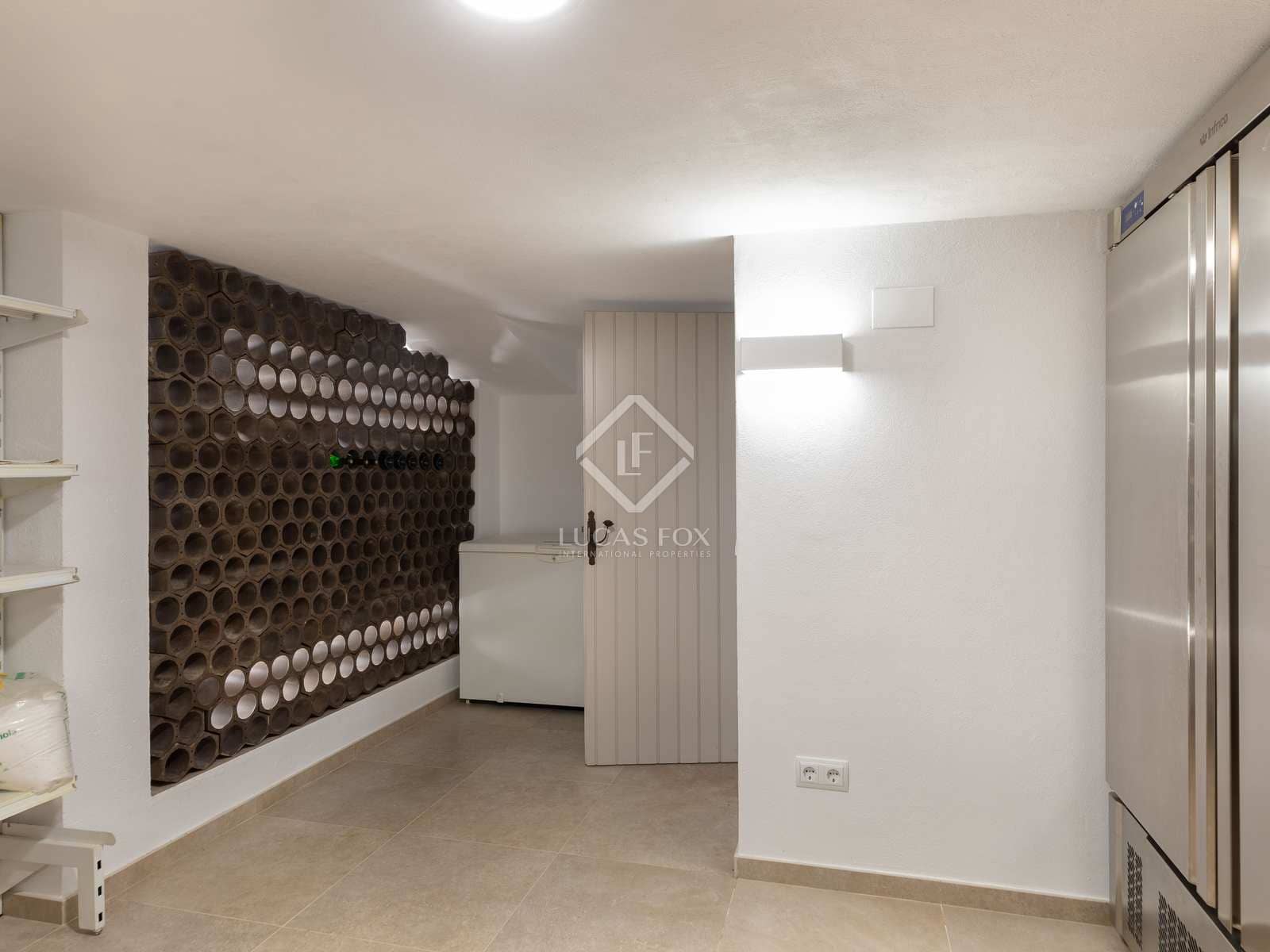 6 soveværelse Finca/Landehus til salg i Cistella med swimmingpool garage - € 4.500.000 (Ref: 7122075)