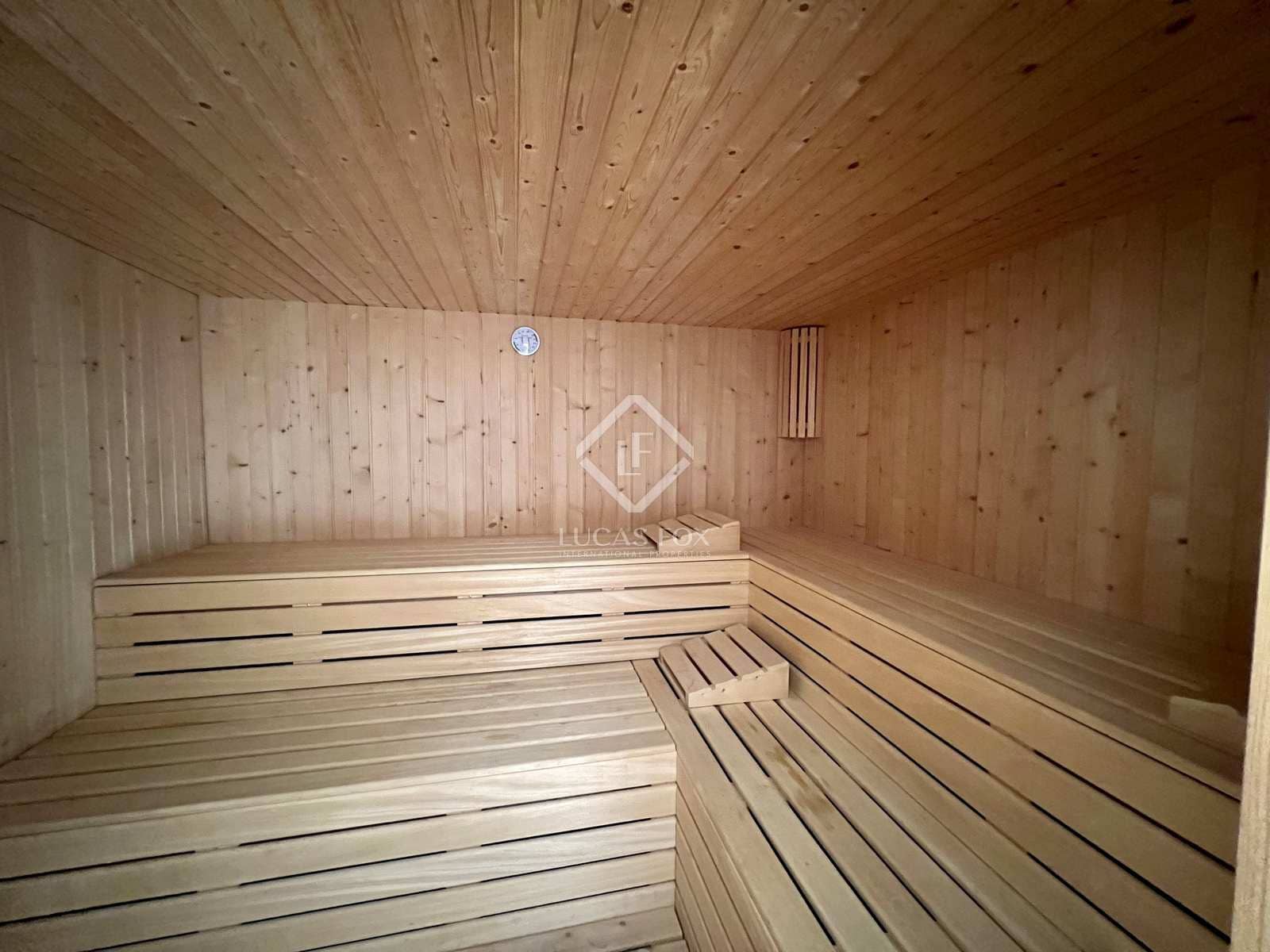 5 bedroom Villa for sale in Altea with pool garage - € 1,195,000 (Ref: 7122086)