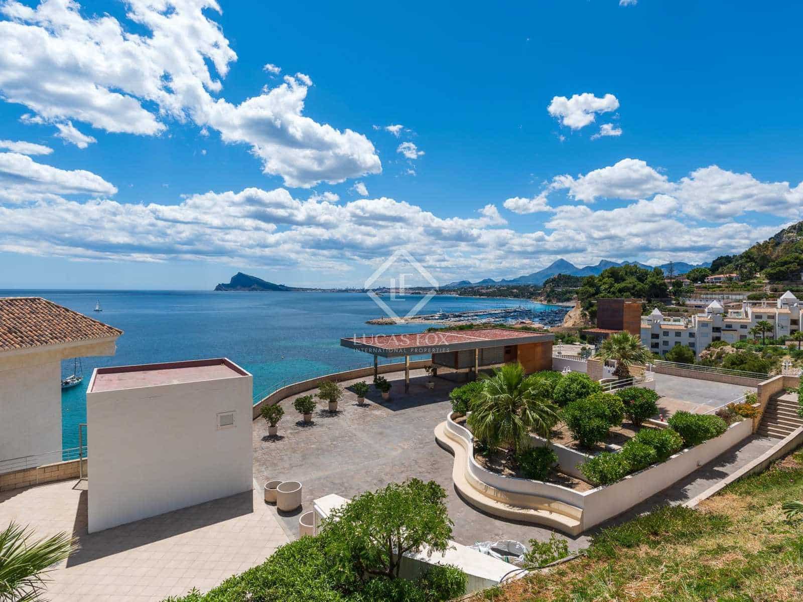 4 Zimmer Villa zu verkaufen in Calpe / Calp mit Pool Garage - 1.550.000 € (Ref: 7122099)