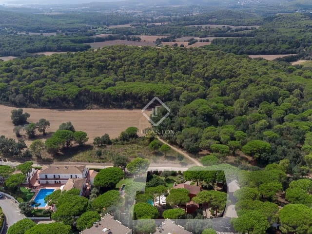 6 bedroom Villa for sale in Calella de Palafrugell, Palafrugell with pool garage - € 1,250,000 (Ref: 7122137)