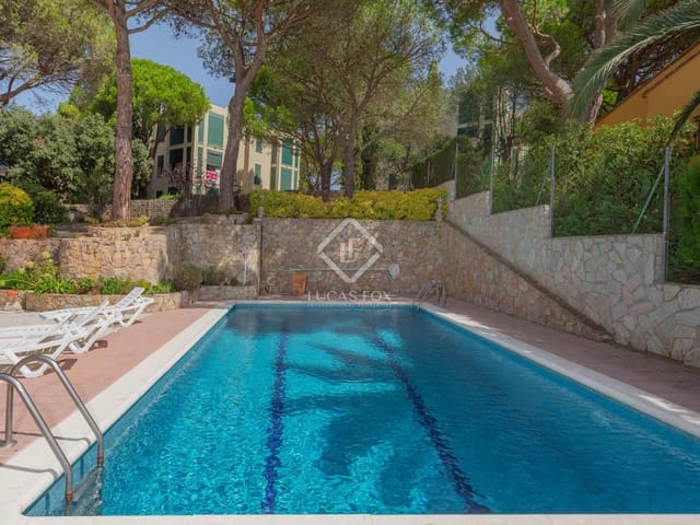 6 bedroom Villa for sale in Calella de Palafrugell, Palafrugell with pool garage - € 1,250,000 (Ref: 7122137)