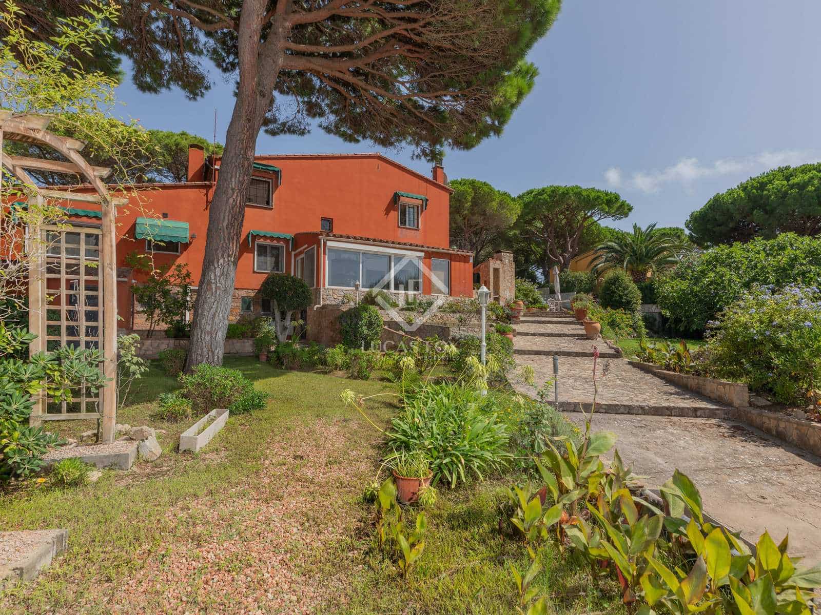 6 Zimmer Villa zu verkaufen in Calella de Palafrugell mit Pool Garage - 1.250.000 € (Ref: 7122137)