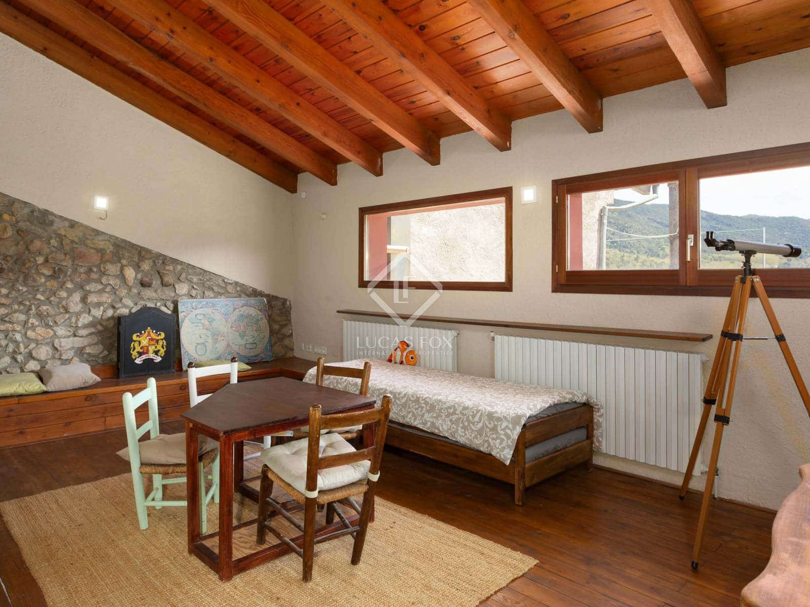 6 soverom Villa til salgs i La Vall d'en Bas med garasje - € 670 000 (Ref: 7122144)