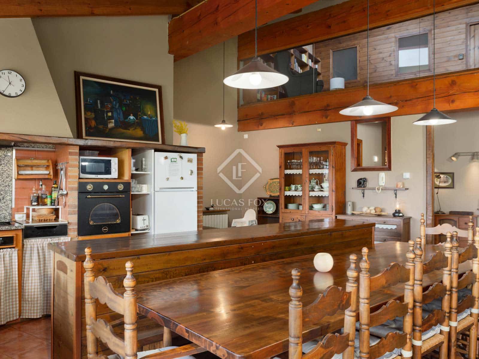 6 soverom Villa til salgs i La Vall d'en Bas med garasje - € 670 000 (Ref: 7122144)