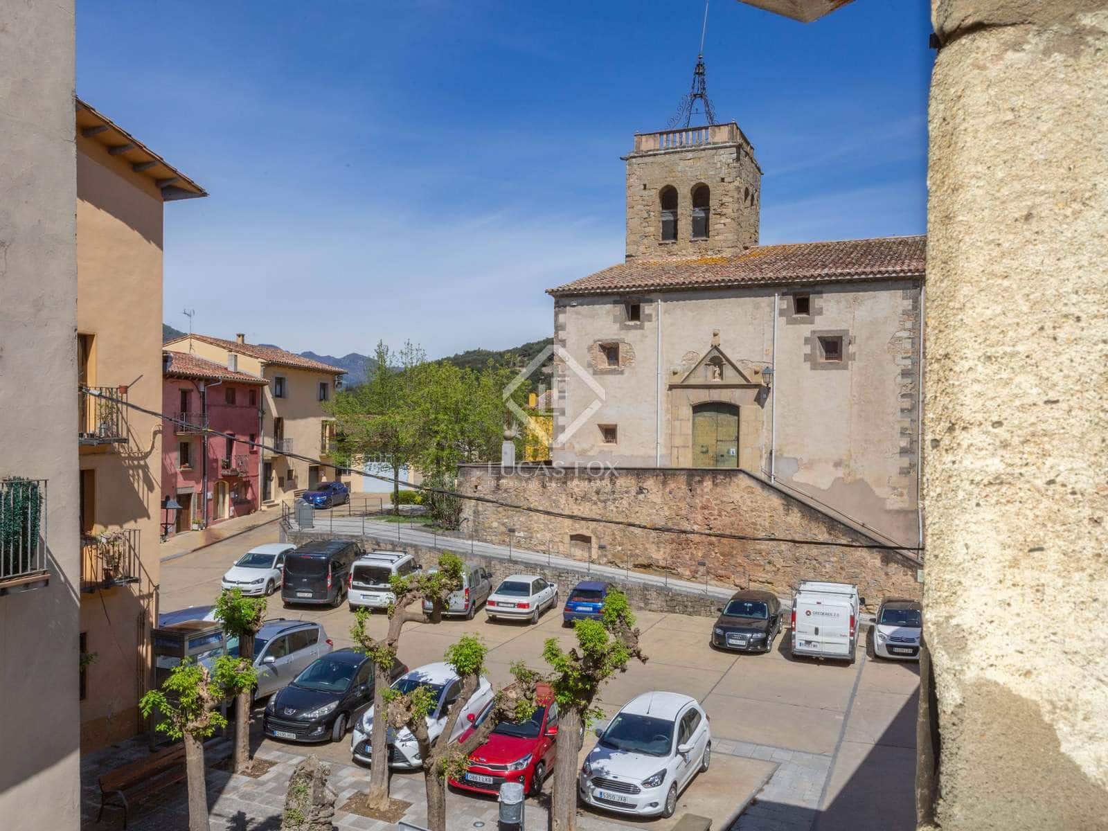 6 soverom Villa til salgs i La Vall d'en Bas med garasje - € 670 000 (Ref: 7122144)