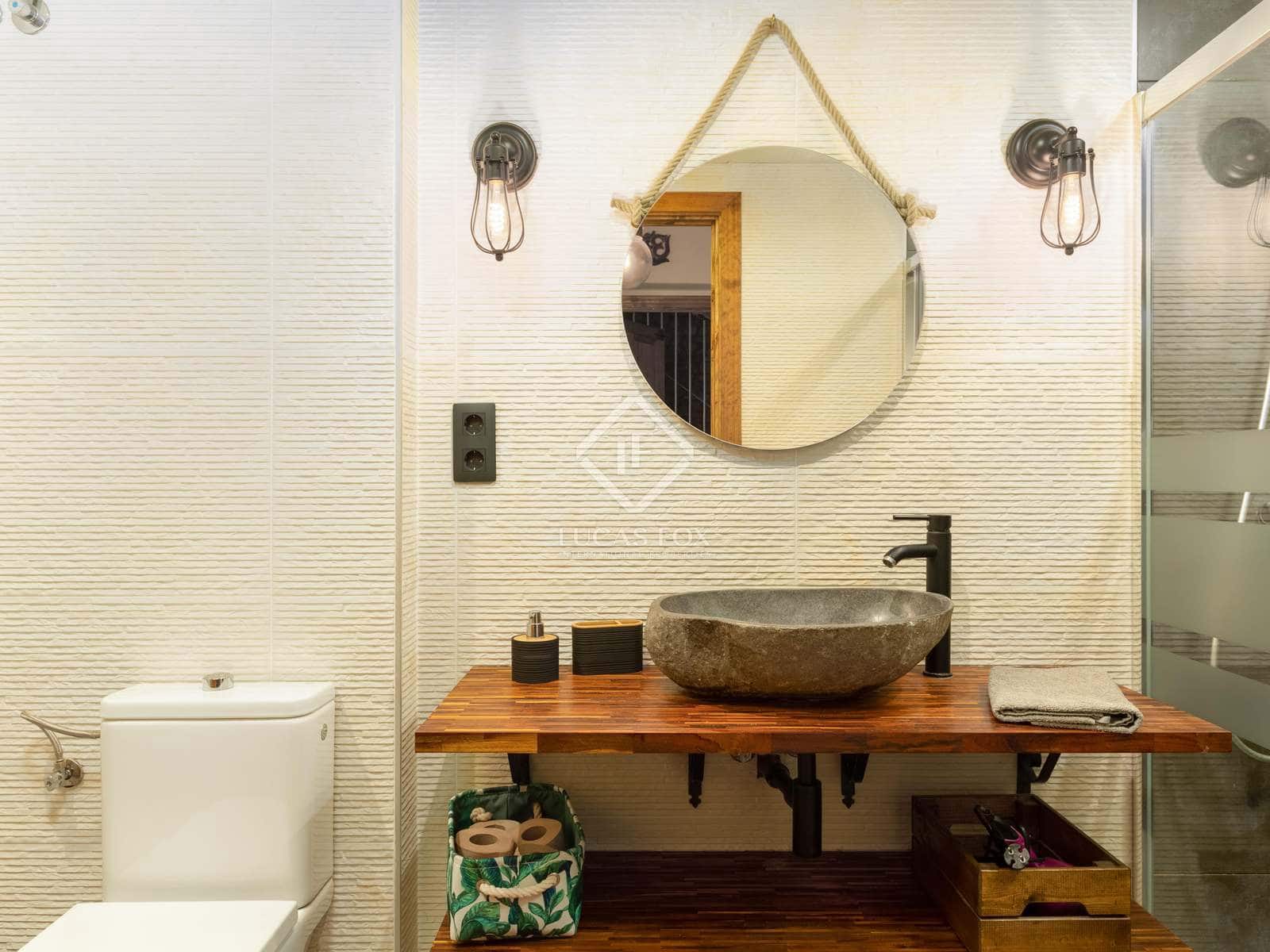 6 soverom Villa til salgs i La Vall d'en Bas med garasje - € 670 000 (Ref: 7122144)