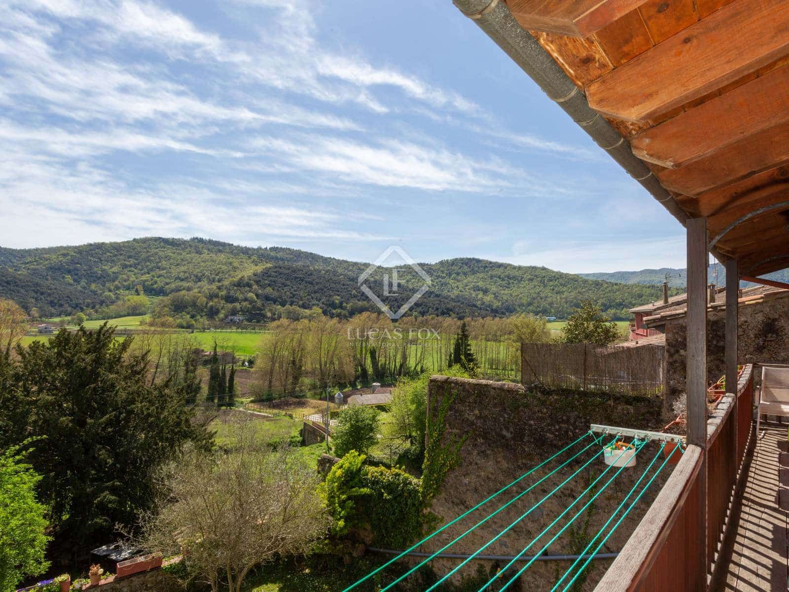 6 soverom Villa til salgs i La Vall d'en Bas med garasje - € 670 000 (Ref: 7122144)