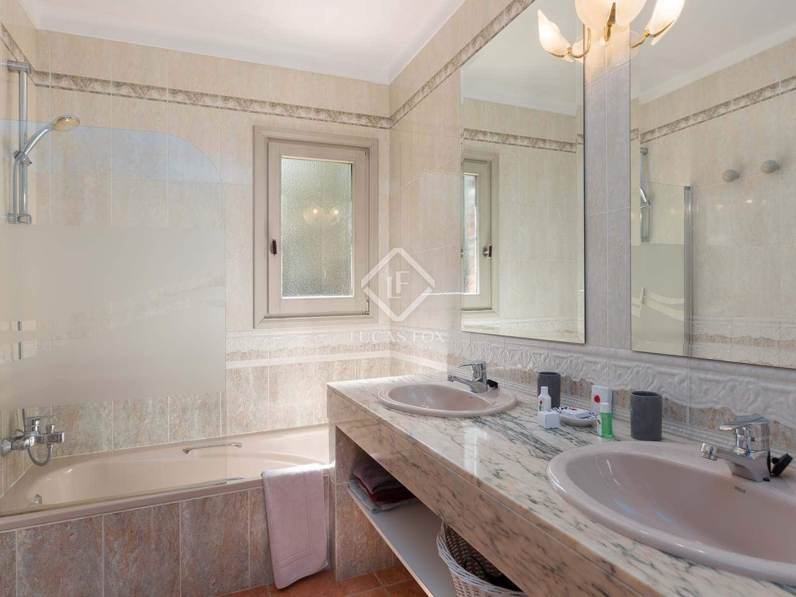 5 soveværelse Villa til salg i Peralada med swimmingpool - € 2.290.000 (Ref: 7122181)