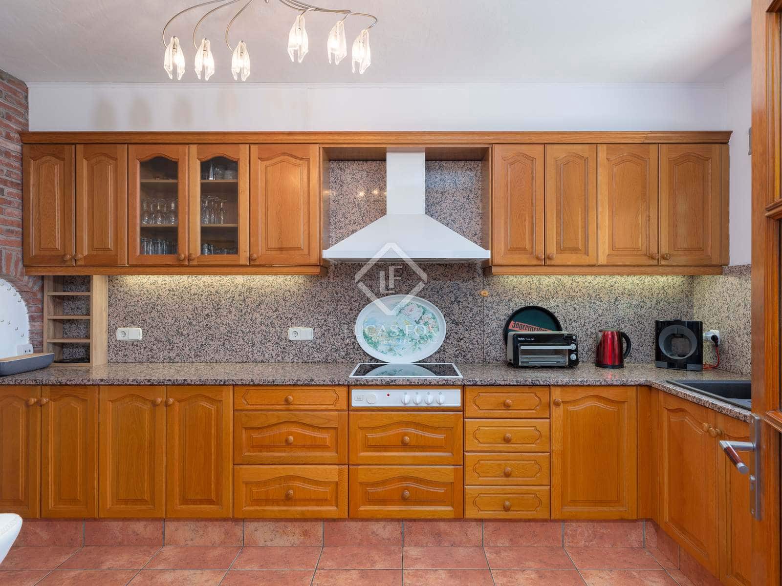 5 soveværelse Villa til salg i Peralada med swimmingpool - € 2.290.000 (Ref: 7122181)