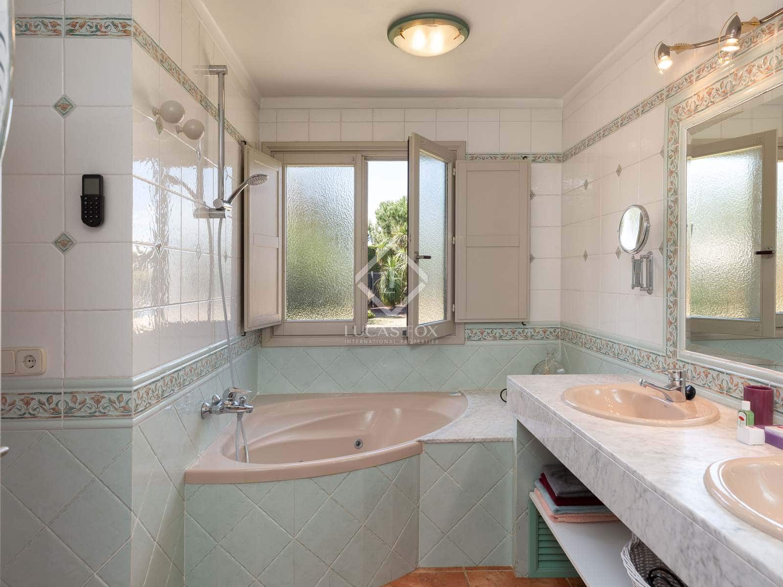 5 soveværelse Villa til salg i Peralada med swimmingpool - € 2.290.000 (Ref: 7122181)