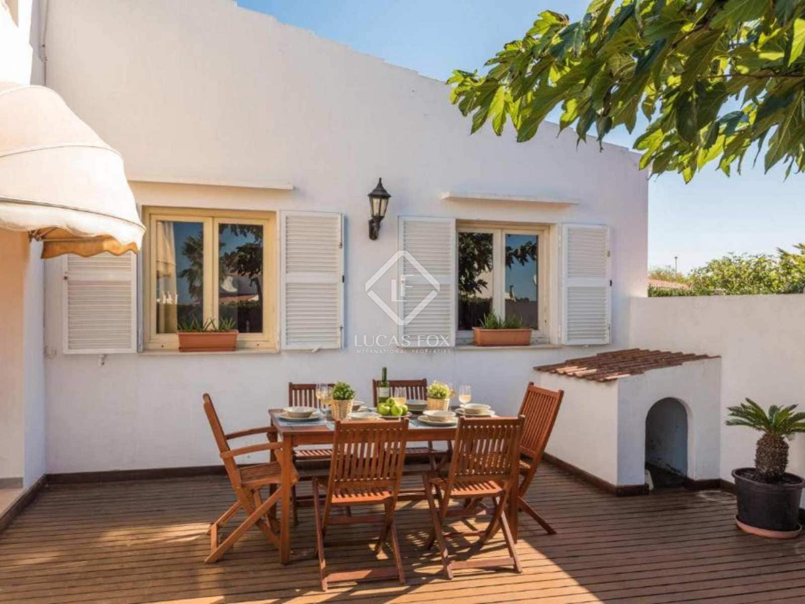 3 soveværelse Villa til salg i Ciutadella de Menorca med swimmingpool garage - € 760.000 (Ref: 7124320)