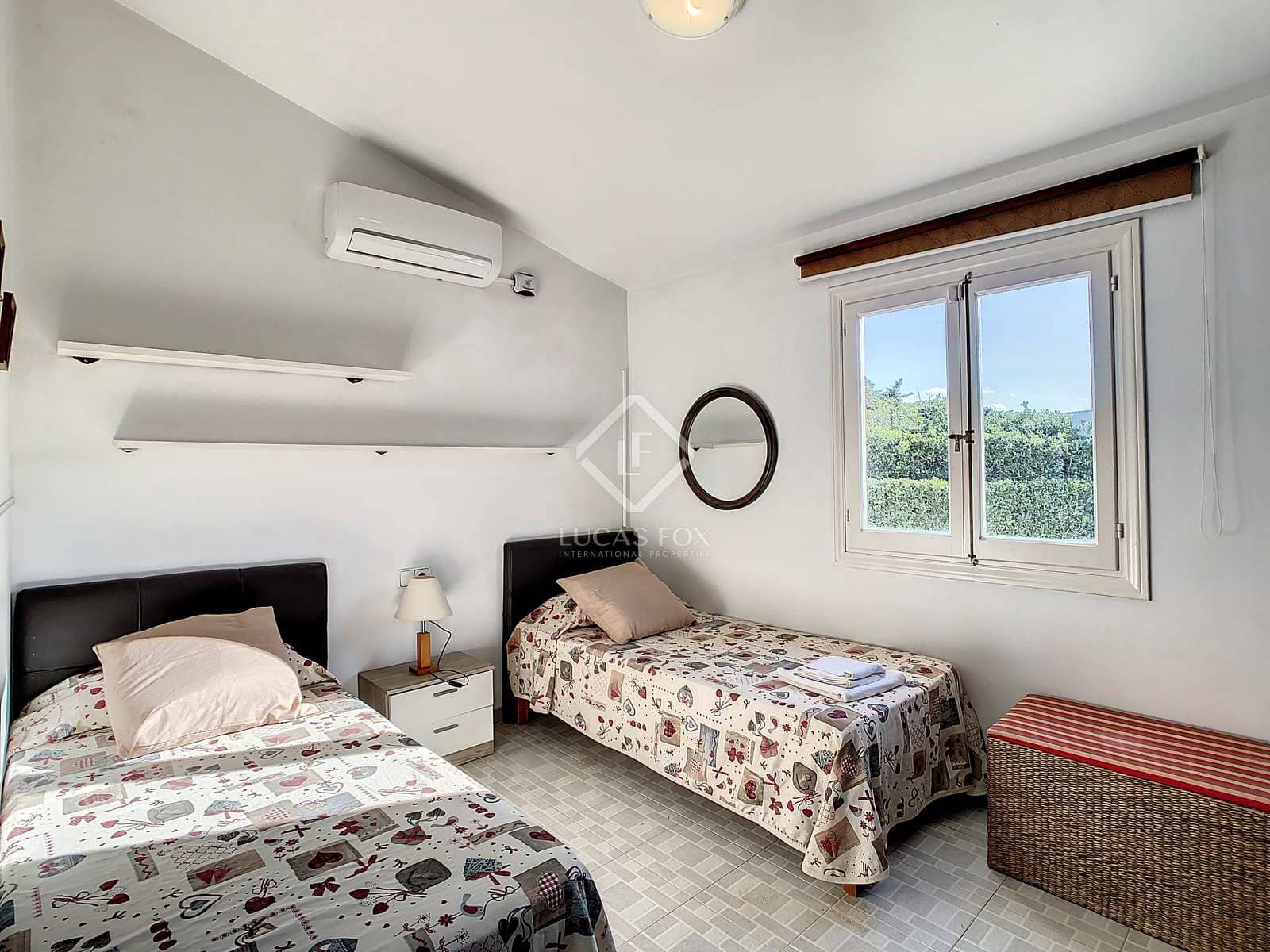 3 soveværelse Villa til salg i Ciutadella de Menorca med swimmingpool garage - € 760.000 (Ref: 7124320)