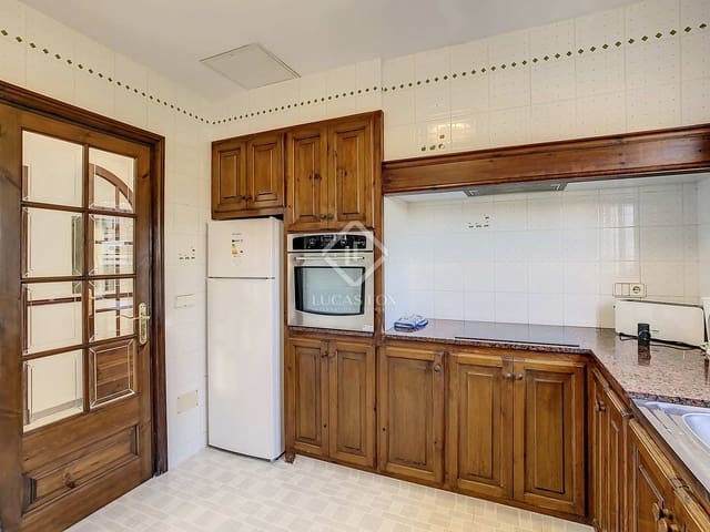 3 chambre Villa/Maison à vendre à Ciutadella de Menorca avec piscine garage - 760 000 € (Ref: 7124320)