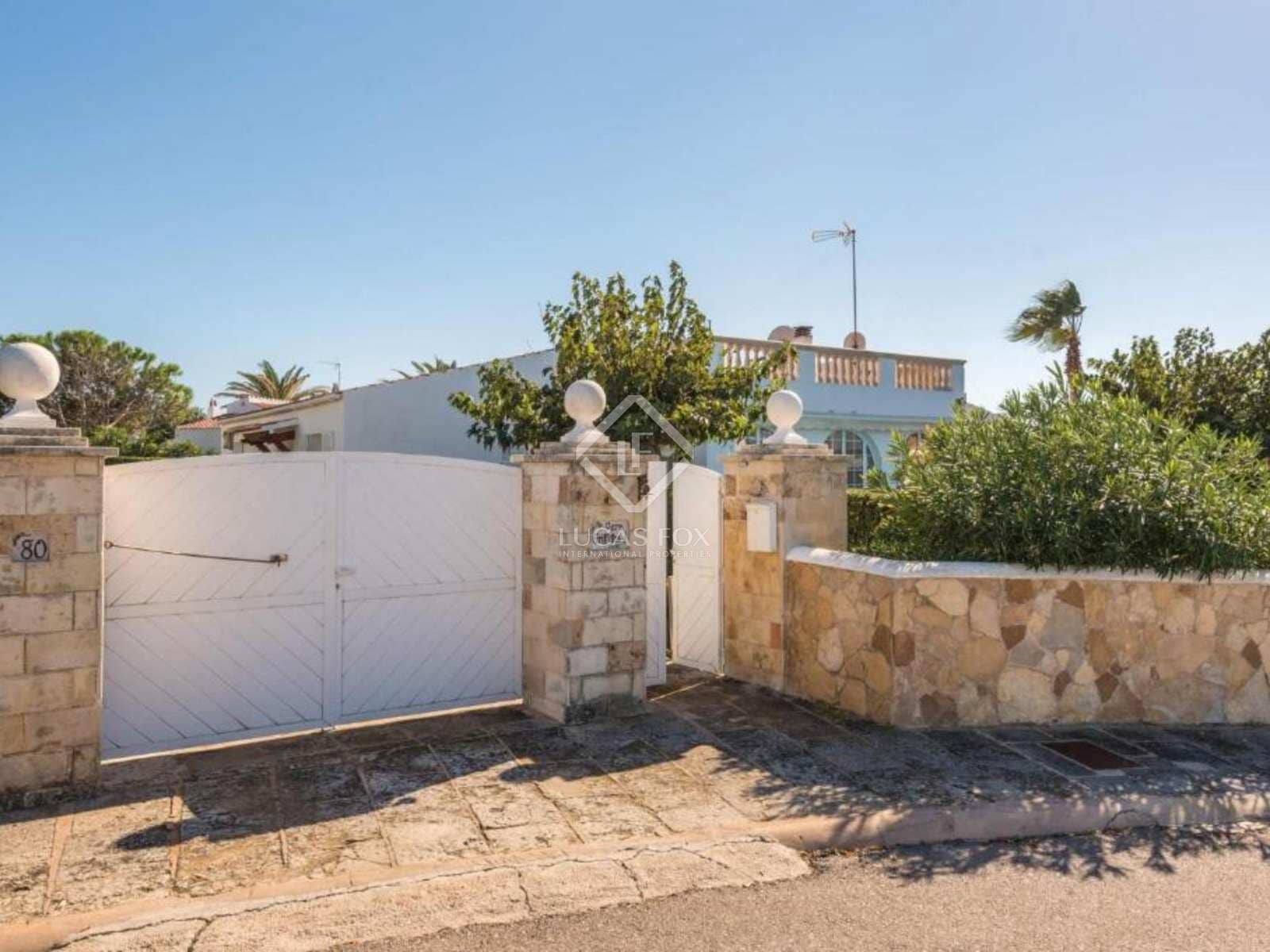 3 soveværelse Villa til salg i Ciutadella de Menorca med swimmingpool garage - € 760.000 (Ref: 7124320)