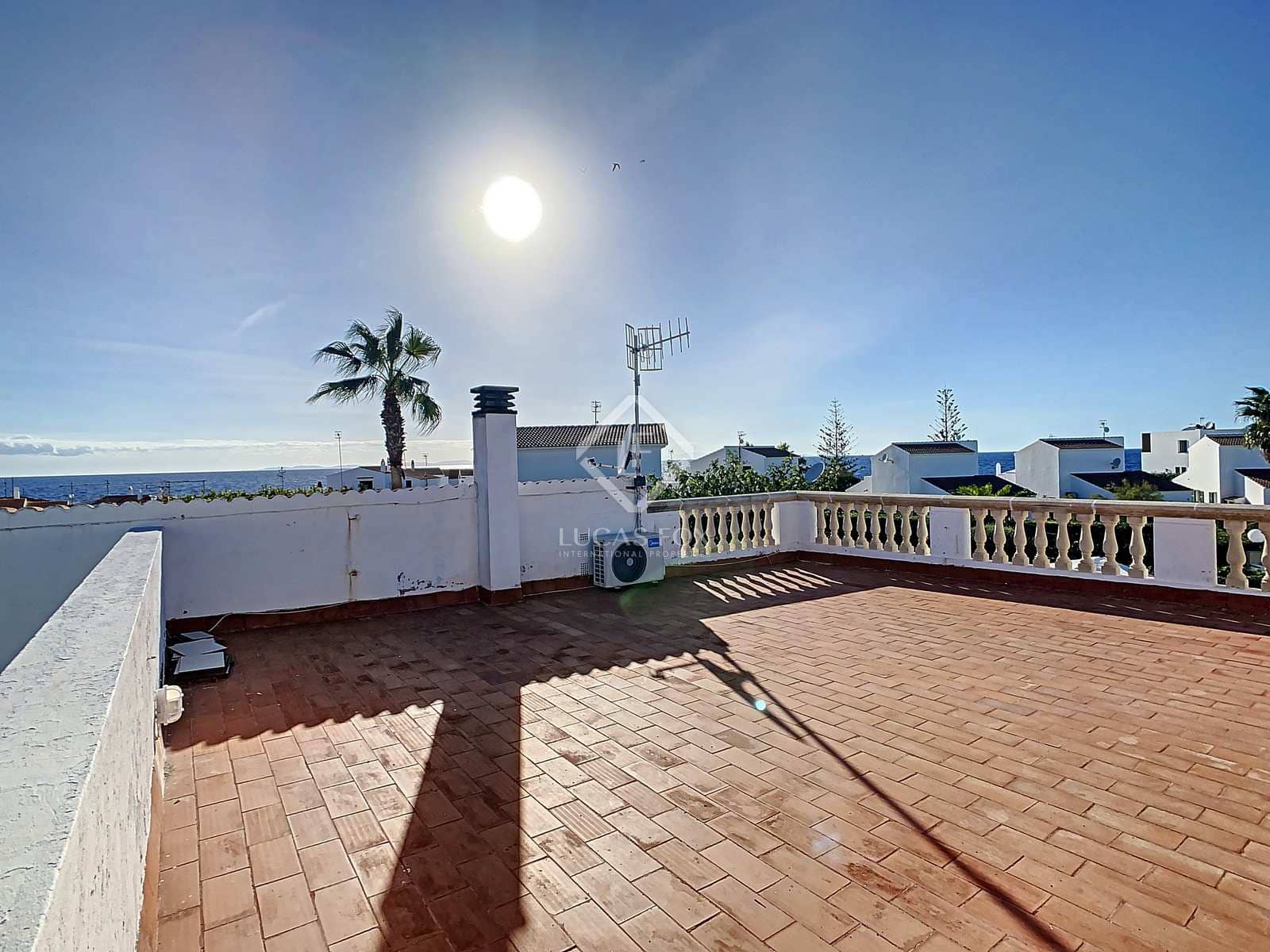 3 soveværelse Villa til salg i Ciutadella de Menorca med swimmingpool garage - € 760.000 (Ref: 7124320)