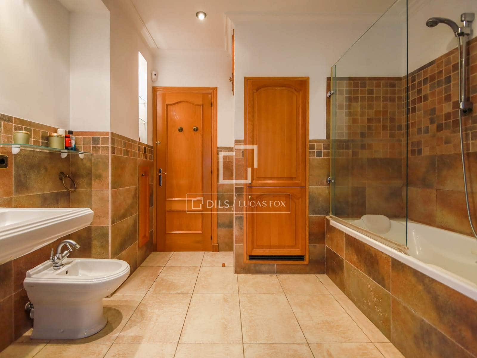 5 sovrum Villa till salu i Salou med pool garage - 735 000 € (Ref: 7140612)