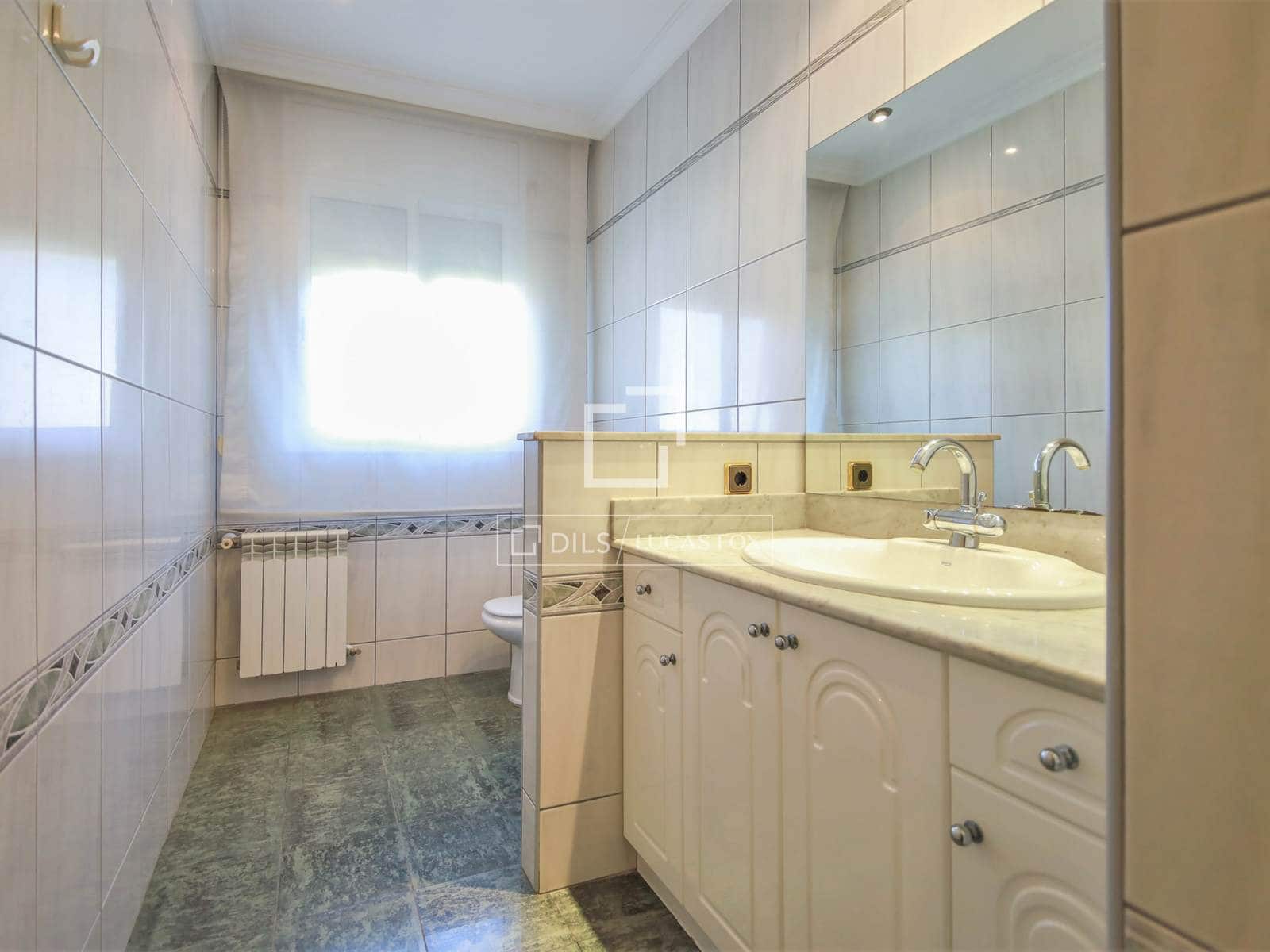 5 sovrum Villa till salu i Salou med pool garage - 735 000 € (Ref: 7140612)