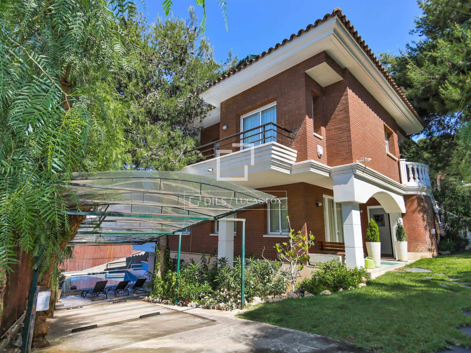 5 sovrum Villa till salu i Salou med pool garage - 735 000 € (Ref: 7140612)