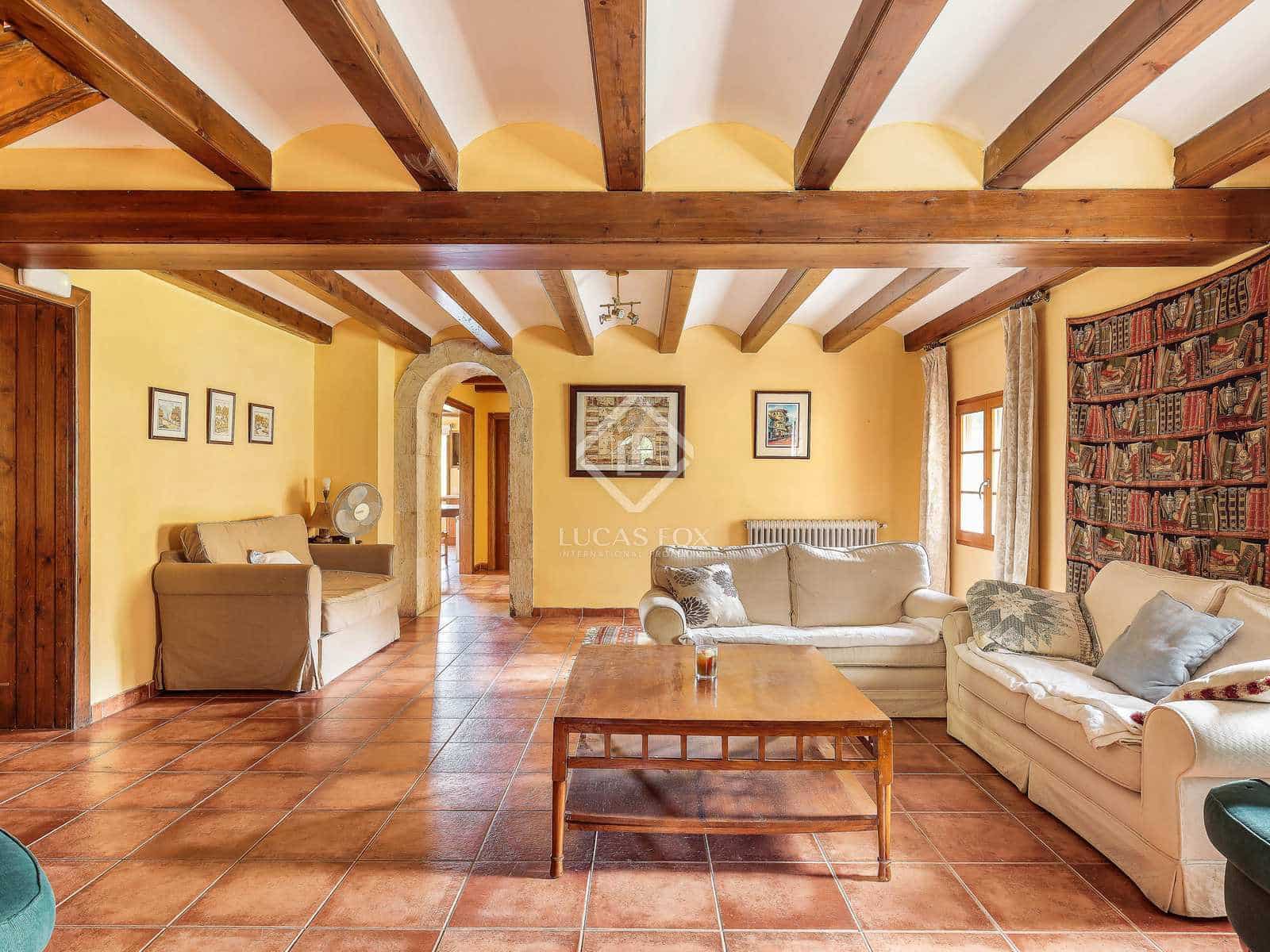 11 soveværelse Finca/Landehus til salg i Banyoles med swimmingpool garage - € 1.100.000 (Ref: 7142747)